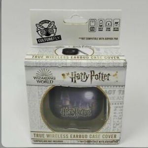 Harry Potter Hogwarts Wireless Earbud Case Cover!